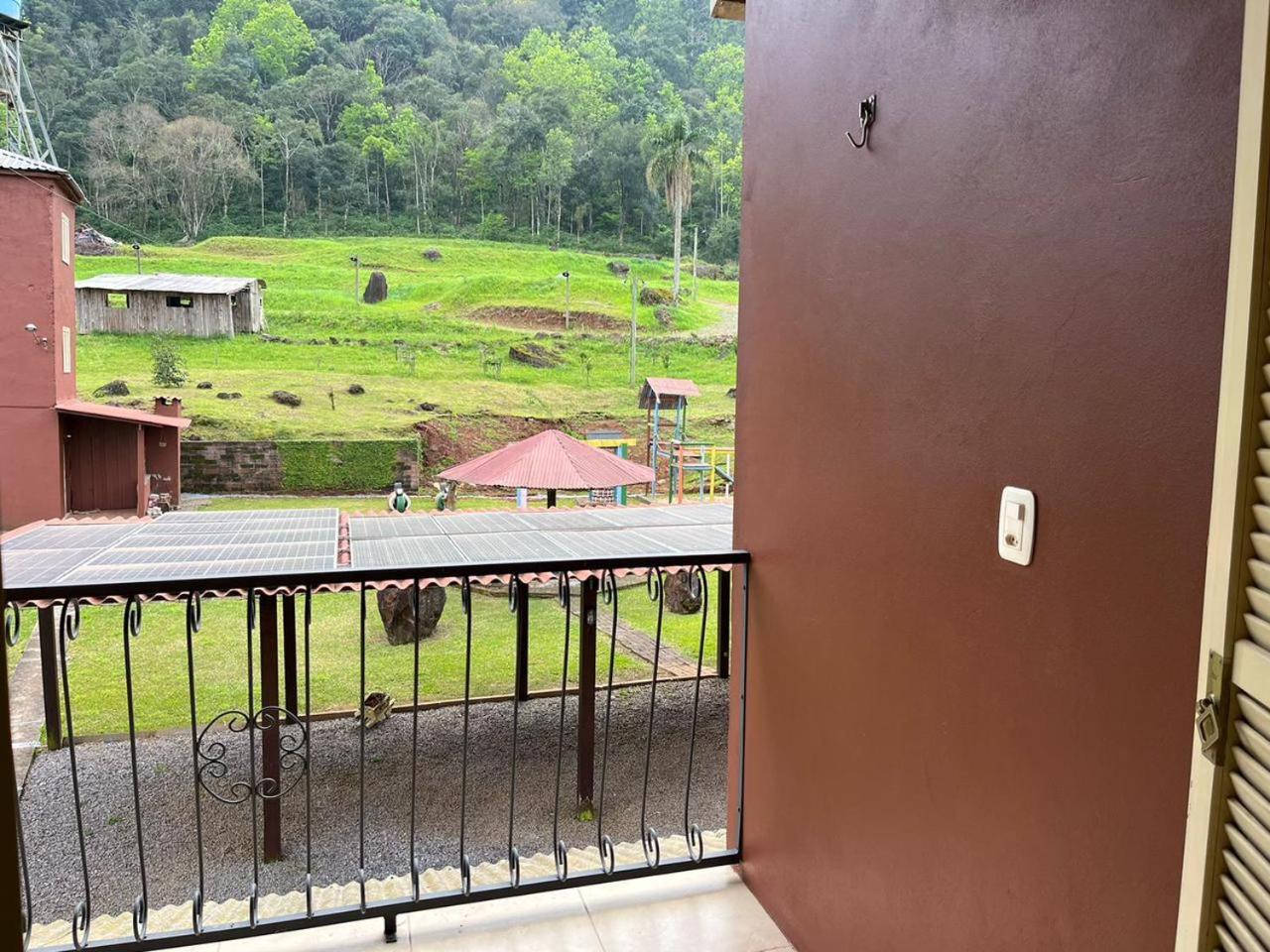 Residenciais Encantos Da Linha Bonita - Possui Uma Vista Maravilhosa Gramado Exterior photo